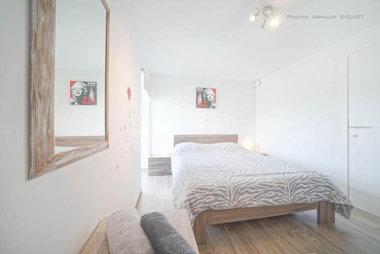 Gite Familial Ferme Des Aujes Falaen Onhaye Luaran gambar
